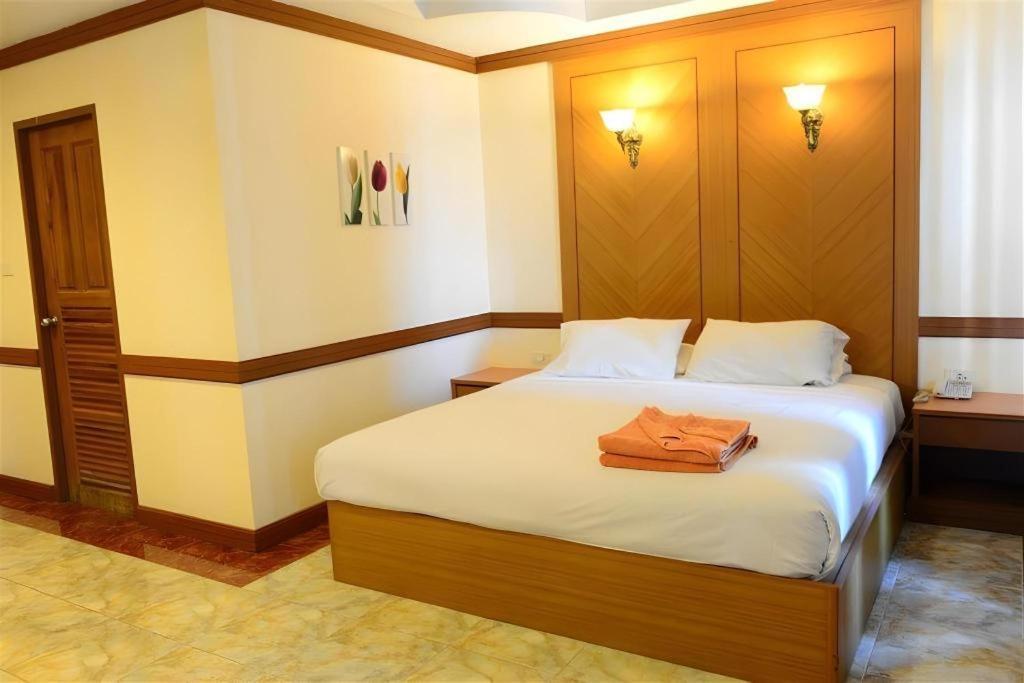 P.72 Hotel Pattaya Exteriér fotografie